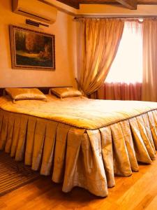 Postel nebo postele na pokoji v ubytování Charda Hotel + 24 fotografií