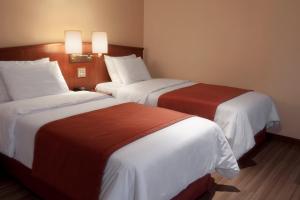 Postel nebo postele na pokoji v ubytování Hotel Moncloa