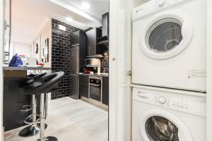 Madrid Rio Apartment tesisinde bir banyo