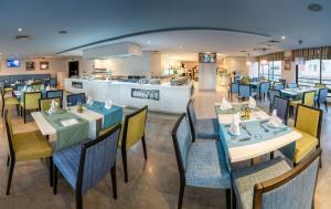 Concorde Sfax Centre餐厅或其他用餐的地方