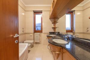 Zdjęcie z galerii obiektu Casa da Suite Eccelsa w Mediolanie