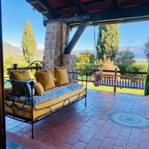 Nespecifikovaný výhled na hory nebo výhled na hory při pohledu z penzionu