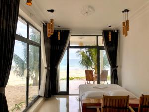 Gallery image of Timothe Beach Apartments in Song Cau
