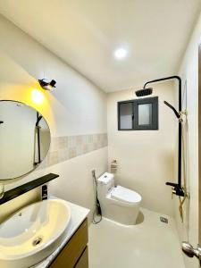 Phòng tắm tại Emmie Nha Trang Hotel