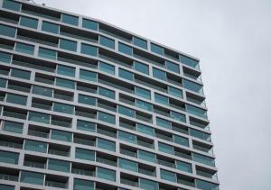 Zgradba, v kateri se nahaja apartma