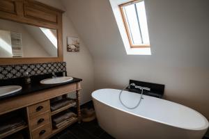 A bathroom at Dartmoor Cottage