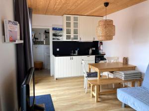 Kjøkken eller kjøkkenkrok på Zum Seglerhafen – Ferienappartement