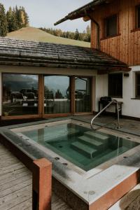 Afbeelding uit fotogalerij van Mountain Chalet Pia in La Valle