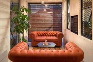 Зона вітальні в Time Boutique Hotel