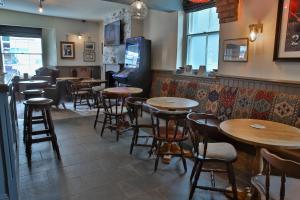 Gallery image of The Seale Arms in Dartmouth