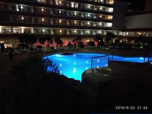 Bazén v ubytovaní Hotel Esplendid alebo v jeho blízkosti