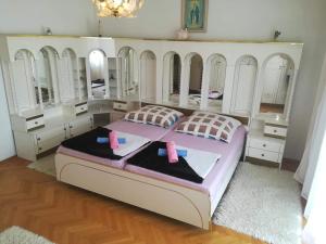 Posteľ alebo postele v izbe v ubytovaní Dalmatino
