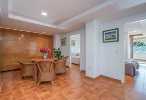 Fotografia z galérie ubytovania Apart-rent Apartament Av Rhode 2006 v destinácii Roses