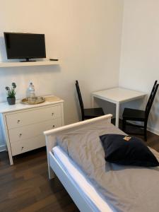 Postel nebo postele na pokoji v ubytování Zum armen Mann