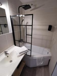 Koupelna v ubytování Hotel Ambotel