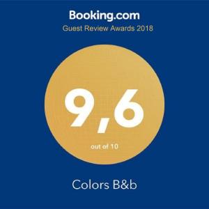 パレルモにあるColors B&Bの黄色の円