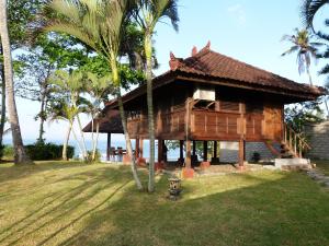 Gallery image of Gajah Mina Beach Resort in Selemadeg