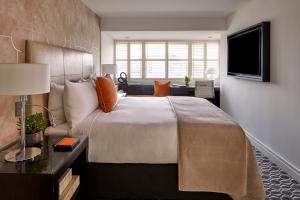 Katil atau katil-katil dalam bilik di The Dupont Circle Hotel