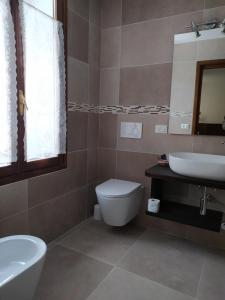 Vannituba majutusasutuses Locanda Aurora B&B