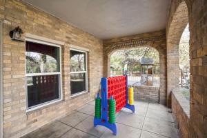 Gallery image of East Downtown Treetop Terrace in Houston