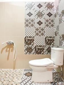 Gallery image of Urbanview Hotel Blok O International in Yogyakarta