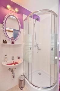 Koupelna v ubytování Rooms Vila Vilini Dvori