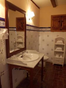 Ett badrum på Hotel Los Rastrojos