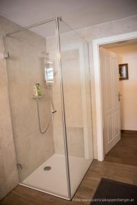 Koupelna v ubytování Grenzhaus