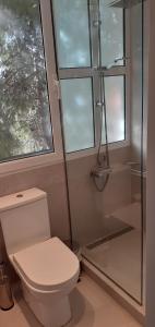 A bathroom at Villa Loutraki Sunset