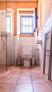 Un baño de Lagar de Viña Vieja