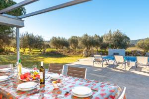 Ảnh trong thư viện ảnh của Villa Can Paxaco By homevillas360 ở Alcudia