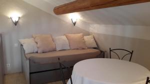 Istumisnurk majutusasutuses Chambres d'hôtes Le Vignoble