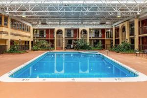 Gallery image of Quality Inn Newport in Newport