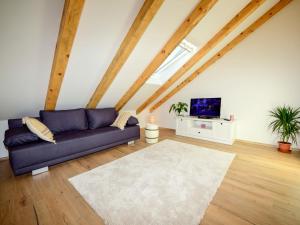 Televízia a/alebo spoločenská miestnosť v ubytovaní Holiday Home Lara by Interhome + 31 fotografií