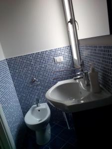 Et badeværelse på La Casa Delle Conchiglie