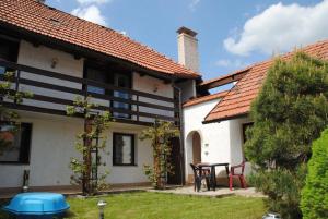 Vonkajšia záhrada v ubytovaní Chalet Lucie