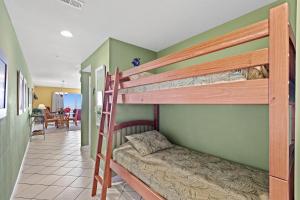 Postel nebo postele na pokoji v ubytování Amalfi Coast B420 + 14 fotografií