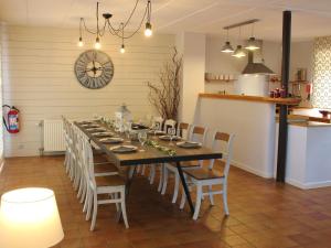 Gambar di galeri bagi Holiday Home in Jupille near Forest Trails di Rendeux