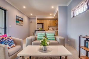 O zonă de relaxare la Maylands Boutique Apartments