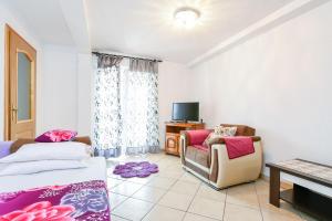 Televízia a/alebo spoločenská miestnosť v ubytovaní Villa Vrebac Badem on the Peljesac peninsula