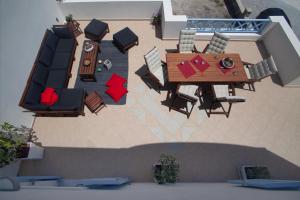 Gallery image of Sunrise Apartment Santorini in Emporio