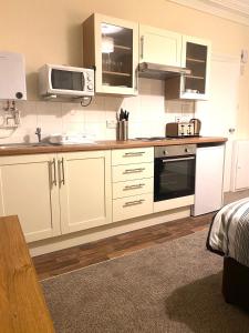 Gallery image of Seaford Lodge Apartments in Weston-super-Mare