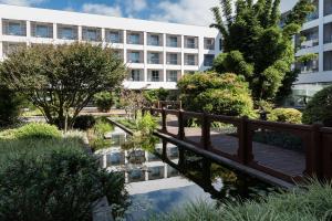 Foto da galeria de Azoris Royal Garden – Leisure & Conference Hotel em Ponta Delgada