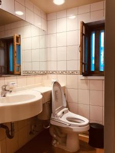 Koupelna v ubytování Grace Homestay