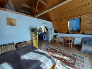 Posteľ alebo postele v izbe v ubytovaní Attila-Apartman Budaörs