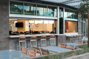 Restaurace v ubytování Hyatt Place Tempe Phoenix University