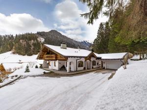 Afbeelding uit fotogalerij van Ferienwohnung Bacher Oberkumbichl 900 in Mayrhofen