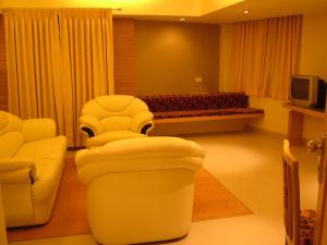 Gallery image of Hotel City Park, Solapur in Solapur