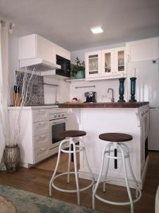 Dapur atau dapur kecil di Blu Oceano