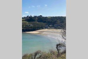 ファルマスにあるThe Boardroom at The Beach Houseのギャラリーの写真